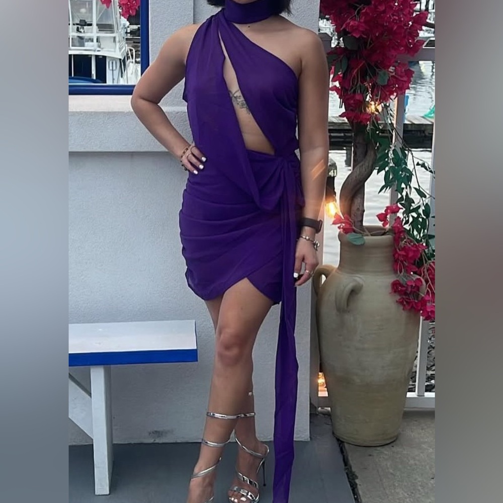 PrettyLittleThing Deep Purple Asymmetrical Dress